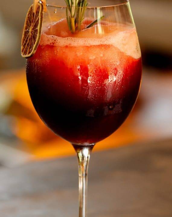 Casa-Candela-Medellin-1-570x720 - Casa Candela